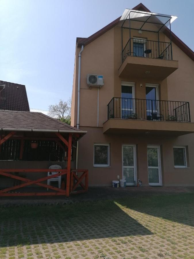 Zita Apartman Έγκερ Εξωτερικό φωτογραφία
