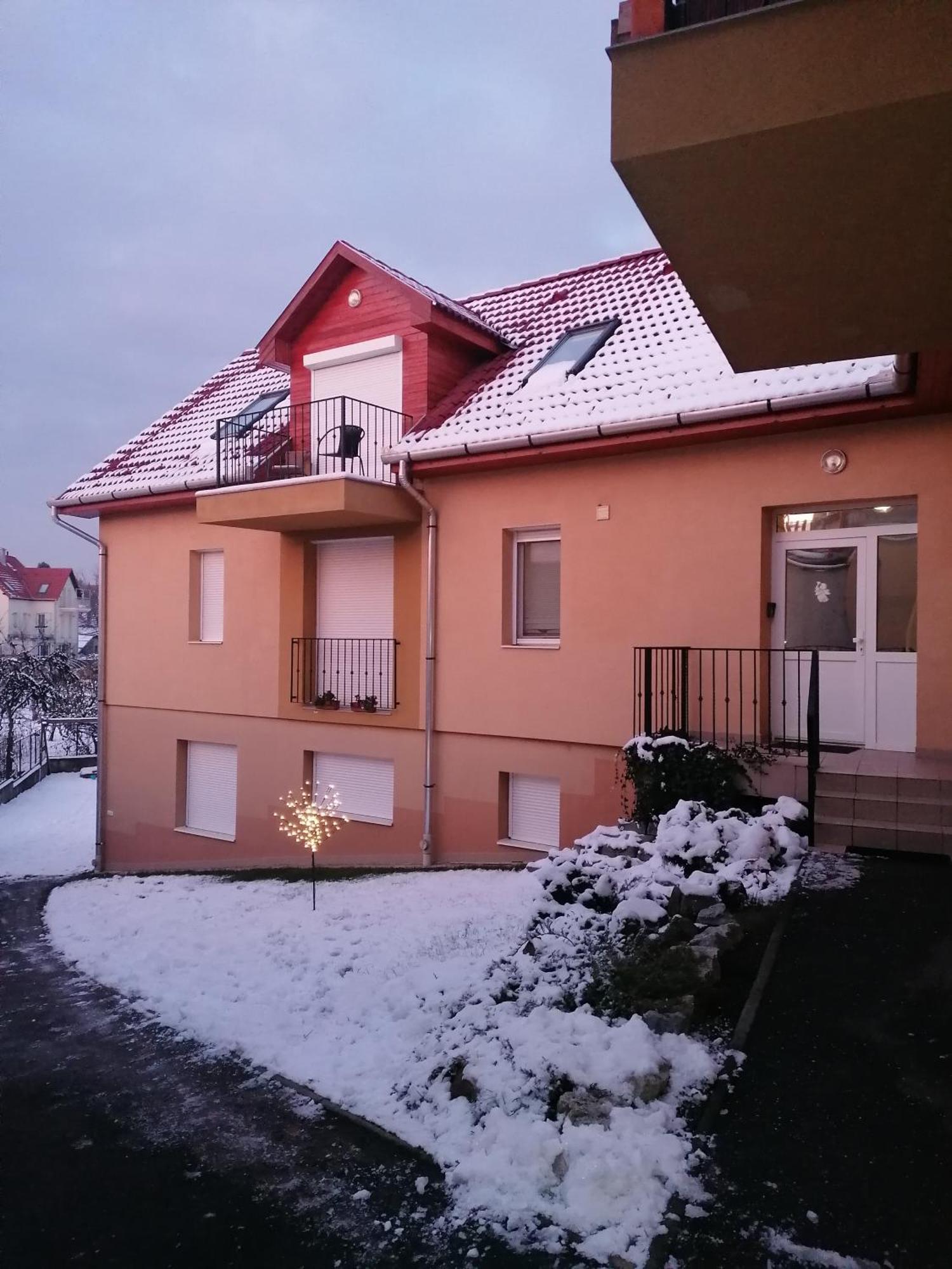Zita Apartman Έγκερ Εξωτερικό φωτογραφία